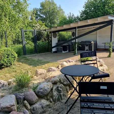 Bankrovers Vakantiehuis